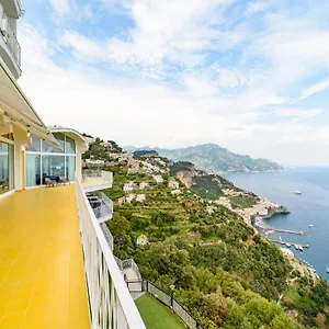 grand-hotel-excelsior-amalfi.hotels-amalfi.com/